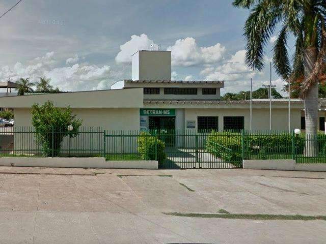 Detran-MS come&ccedil;a a parcelar d&iacute;vidas de ve&iacute;culos em Corumb&aacute;