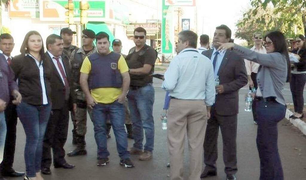 Jorge Rafaat Sem principal acusado, Paraguai reconstitui execução de Jorge Rafaat ...