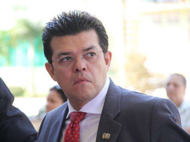 Ap&oacute;s trocar de advogado, Olarte consegue suspender a&ccedil;&atilde;o no TJ-MS