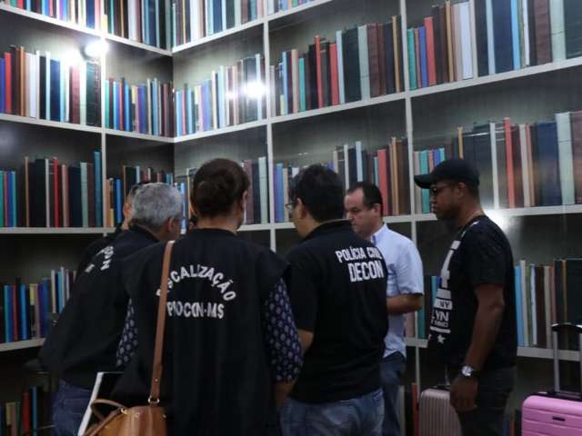 Procon faz &#039;batida&#039; em empresa denunciada por assediar passageiros