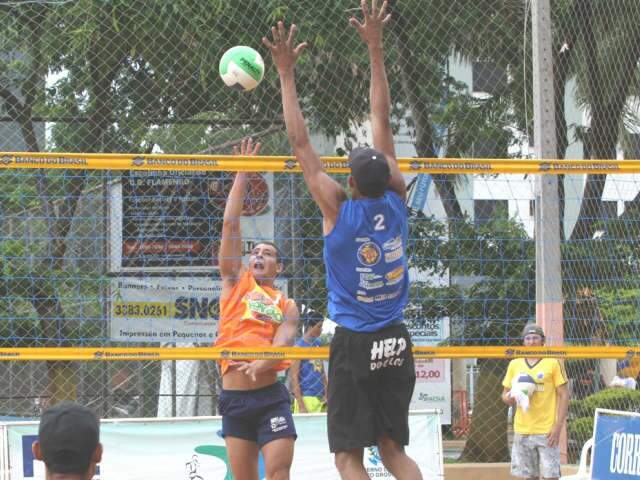  Circuito de v&ocirc;lei de praia ocorre no fim de semana em Campo Grande