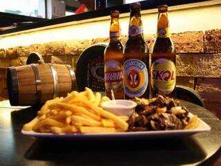 No Barrica, porções aumentaram de tamanho e cervejas diminuíram no preço. (Fotos: Marcos Ermínio)