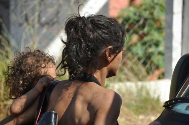 Sob efeito de drogas, mulher mobiliza Corpo de Bombeiros e Pol&iacute;cia Militar