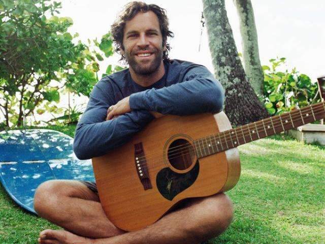 Mais uma atra&ccedil;&atilde;o a 9h de Campo Grande: Jack Johnson faz show em mar&ccedil;o