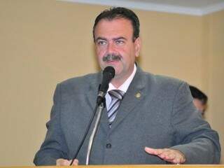 Grupo afirma que vereador Paulo Siufi (foto) assegurou que votação não seria feita às escondidas  (Foto: Arquivo)