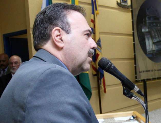  Siufi minimiza ida de Giroto para o PMDB e diz que vai vencer pesquisa