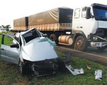 Dono de distribuidora morre em acidente com carreta na BR-163