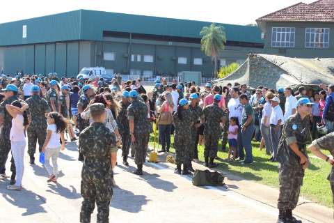 Militares de MS embarcam para missão de paz no Haiti