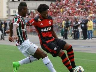 Flamengo e Fluminense não saíram do 1 a 1 neste domingo.  (Gilson Borba-Futura Press/GE) 