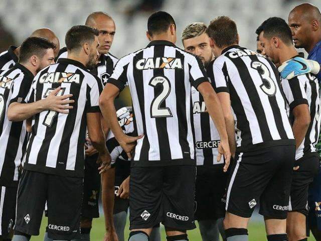 Botafogo e Atl&eacute;tico-MG ficam no 1 a 1 em partida violenta fora do campo