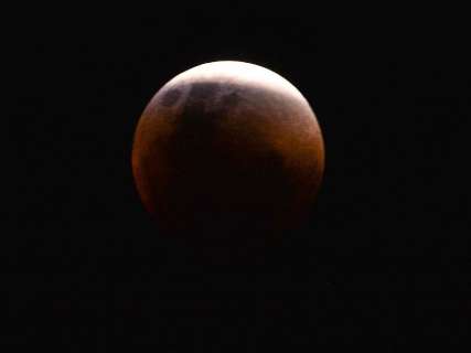 Após eclipse mais longo do século, lua de sangue poderá ser vista em MS