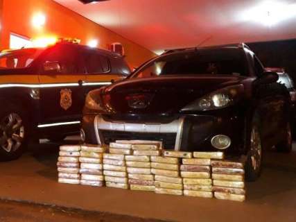 PRF apreende mais de 53 quilos de cocaína e homem é preso em flagrante