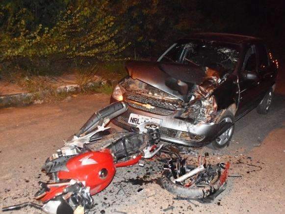 Sem capacete, militar do Ex&eacute;rcito fica gravemente ferido em acidente 