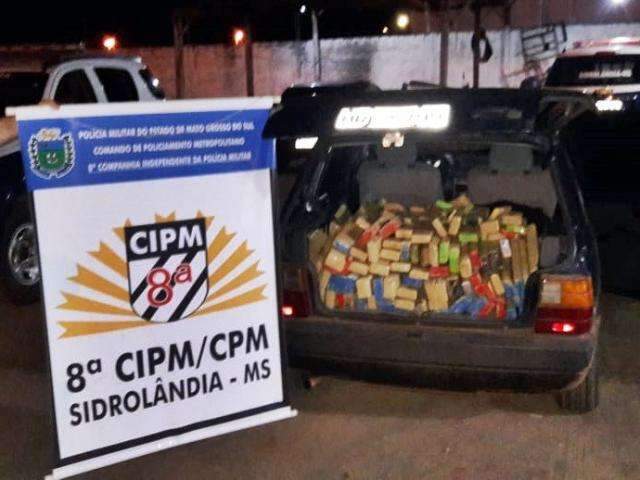 Traficantes abandonam 369 kg de maconha ap&oacute;s persegui&ccedil;&atilde;o na BR-060