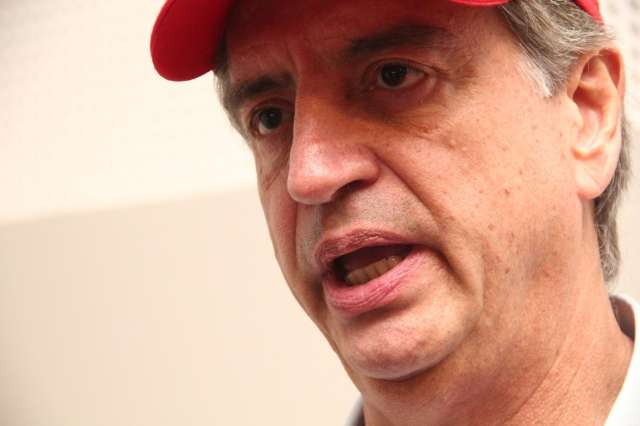 Dagoberto lidera gastos com viagens e pode ter que devolver dinheiro