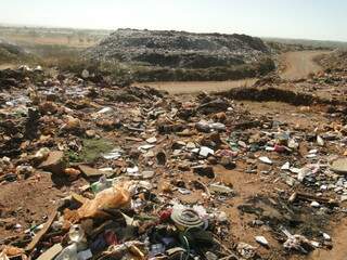 Tratamento de lixo é fundamental para evitar a degradação do meio ambiente. (Foto; Divulgação)