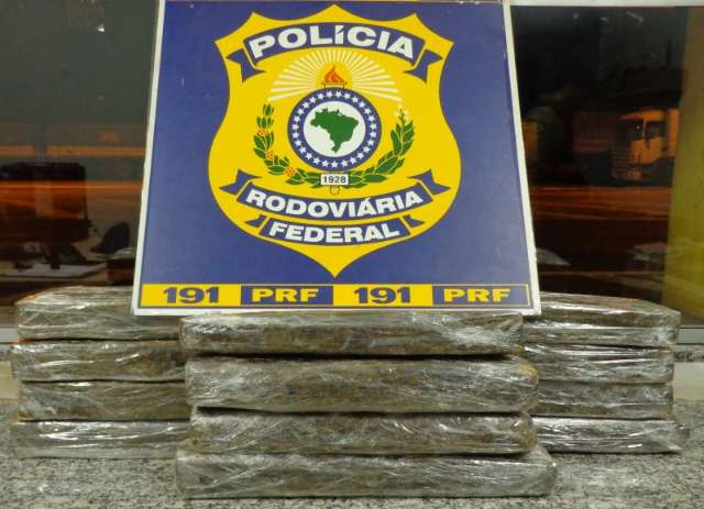 Adolescente de 16 anos &eacute; apreendida pela 3&ordf; vez este ano por tr&aacute;fico de drogas