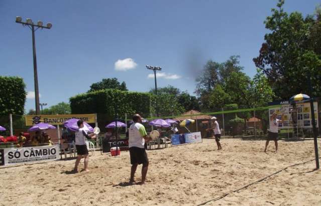 Etapa do circuito de beach tennis recebe inscri&ccedil;&atilde;o s&oacute; at&eacute; quinta-feira