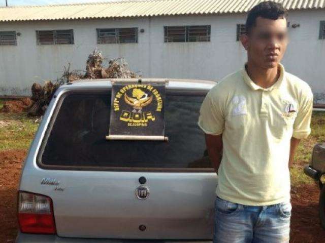 Jovem sem CNH receberia mais de R$ 1 mil para dirigir carro com placa falsa 