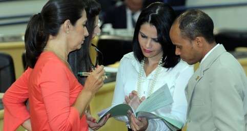 C&acirc;mara aprova PPA em dois turnos e abre, pela 1&ordf; vez, possibilidade de revis&atilde;o