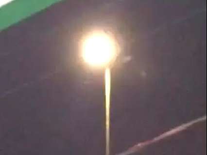 Vídeo: leitor registra lâmpadas de LED novas com defeito na Afonso Pena