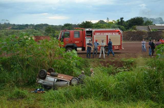 Morre no hospital crian&ccedil;a que foi arremessada de ve&iacute;culo no s&aacute;bado