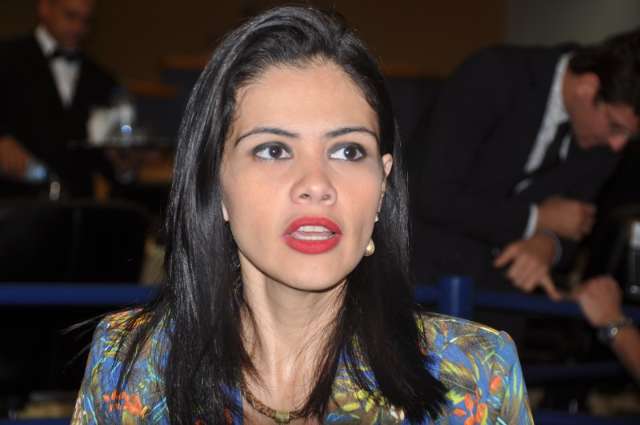 &ldquo;Eu vou honrar meu compromisso at&eacute; o &uacute;ltimo dia&rdquo; diz Grazielle