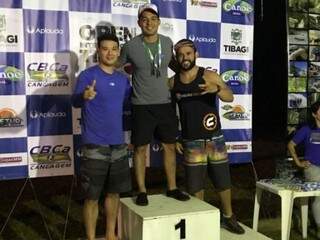 Atleta aquidauanense Rafael Girotto foi campeão geral da competição, ficando em 1º na prova mais rápida (sprint) e em 2º na decida clássica. (Foto: Divulgação)