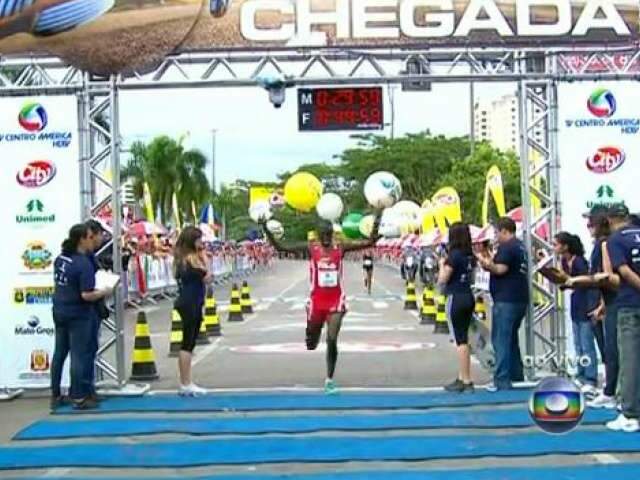  Quenianos dominam e vencem 28&ordf; edi&ccedil;&atilde;o da Corrida de Reis em Cuiab&aacute;