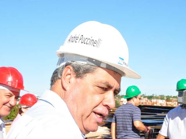 Andr&eacute; demite 1,8 mil comissionados, come&ccedil;ando pela Casa Civil