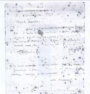 Carta de Carlos Drummond de Andrade elogiando o pé de moleque como a verdadeira joia mineira. 