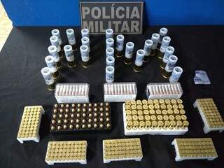 As munições estavam escondidas em vários lugares do carro (Foto: Divulgação)