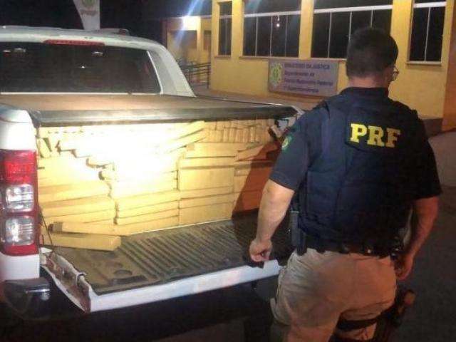 Traficantes e batedores s&atilde;o presos transportado 1,8 tonelada de maconha 