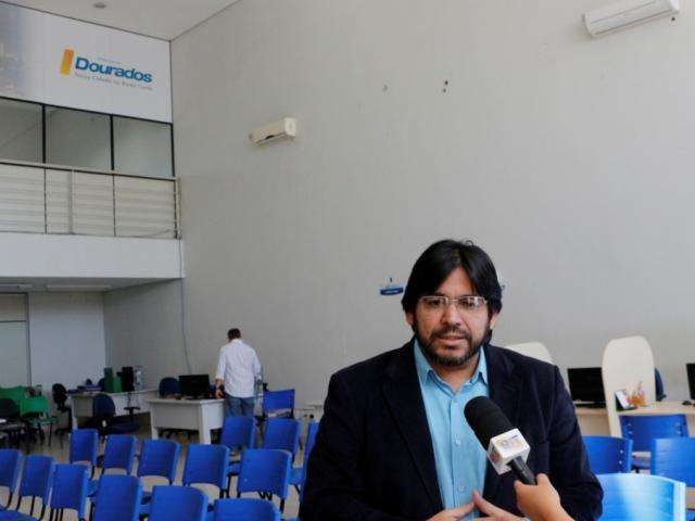 Diretor da Funtrab critica prefeitura e promete reabrir Casa do Trabalhador