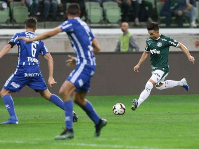 Palmeiras avan&ccedil;a &agrave;s quartas de final com goleada de 4 a 0 no Godoy Cruz