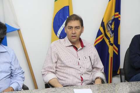 Bernal acusa golpe político e decide falar sobre Comissão Processante