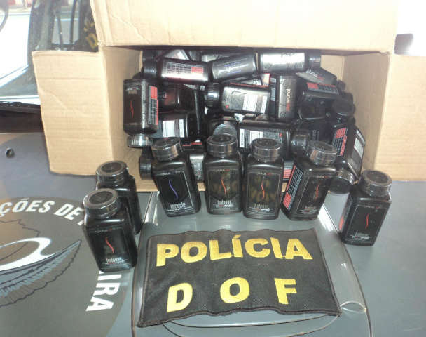  Homem &eacute; preso com 30 frascos de suplemento alimentar contrabandeados em Iguatemi