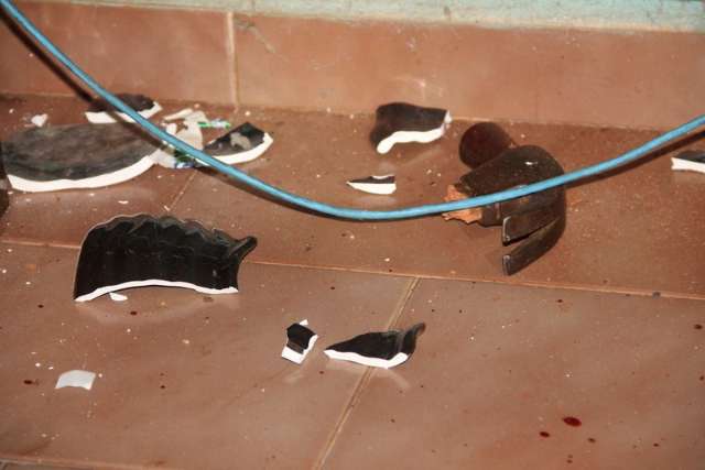 Homem &eacute; assassinado com golpes de martelo e enxada em sua resid&ecirc;ncia