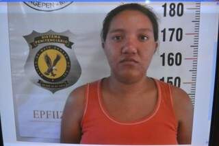 Angélica já foi presa por furto qualificado e agora é procurada por homicídio. (Foto: Pedro Peralta)