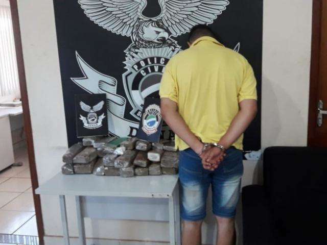 Para despistar pol&iacute;cia, foragido enterrava maconha no quintal de casa 