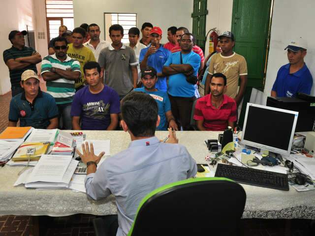  Dono de construtora some e 45 trabalhadores ficam sem ter onde morar