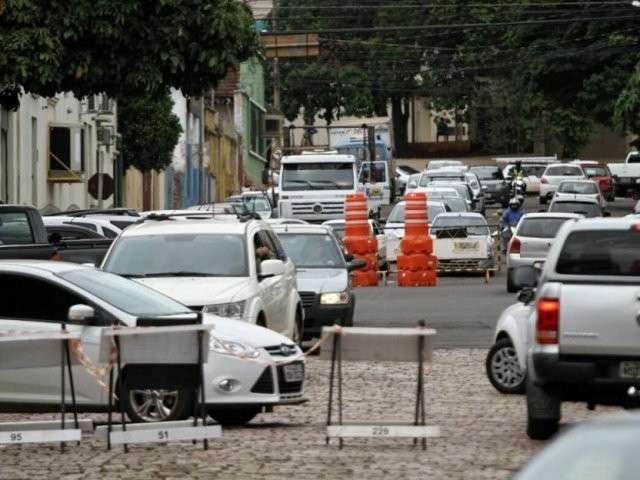 Fim de semana ter&aacute; pelo menos 10 interdi&ccedil;&otilde;es em ruas de Campo Grande
