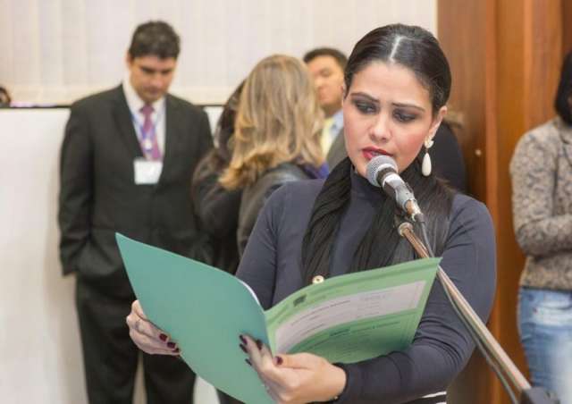 Lei obriga uso de protetor de pesco&ccedil;o para exames de raio x