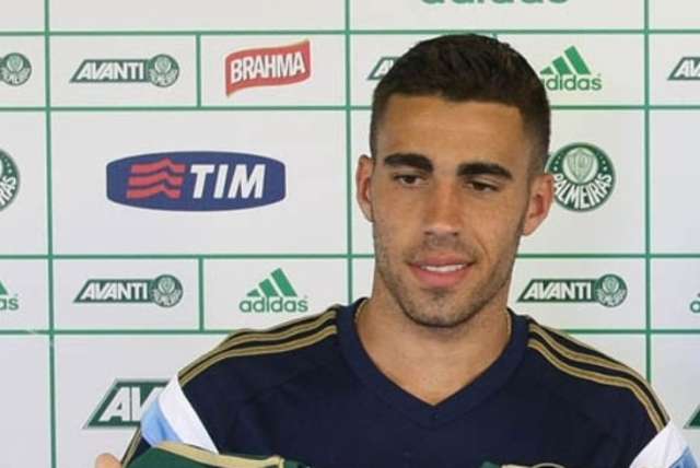 Palmeiras sofre, mas consege vencer o XV de Piracicaba com gola&ccedil;o de Gabriel