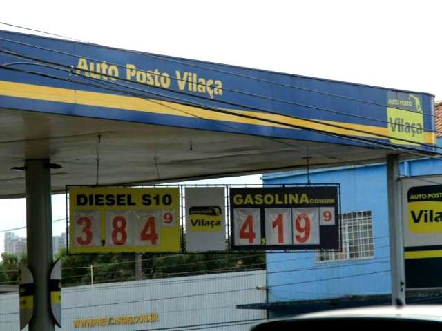 Procons dever&atilde;o priorizar den&uacute;ncias relativas a pre&ccedil;o do diesel