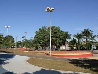 Praça do Peixe fica na avenida Bom Pastor, no bairro Vilas Boas, em Campo Grande (Foto: Arquivo)