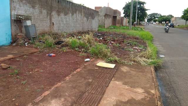 Dono de im&oacute;vel pode ser multado em R$ 6,7 mil por problemas com cal&ccedil;ada