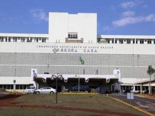Atraso prejudica maior hospital de Mato Grosso do Sul (Foto: Fernando Antunes)