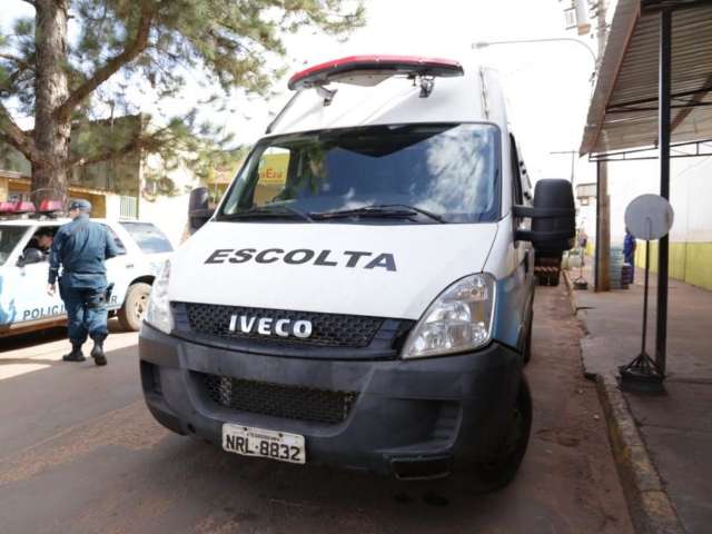 Giroto deixa pres&iacute;dio para ser ouvido em a&ccedil;&atilde;o da Lama Asf&aacute;ltica