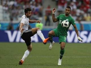 Egito e Arábia ficaram apenas no empate (Foto: Divulgação - Fifa)